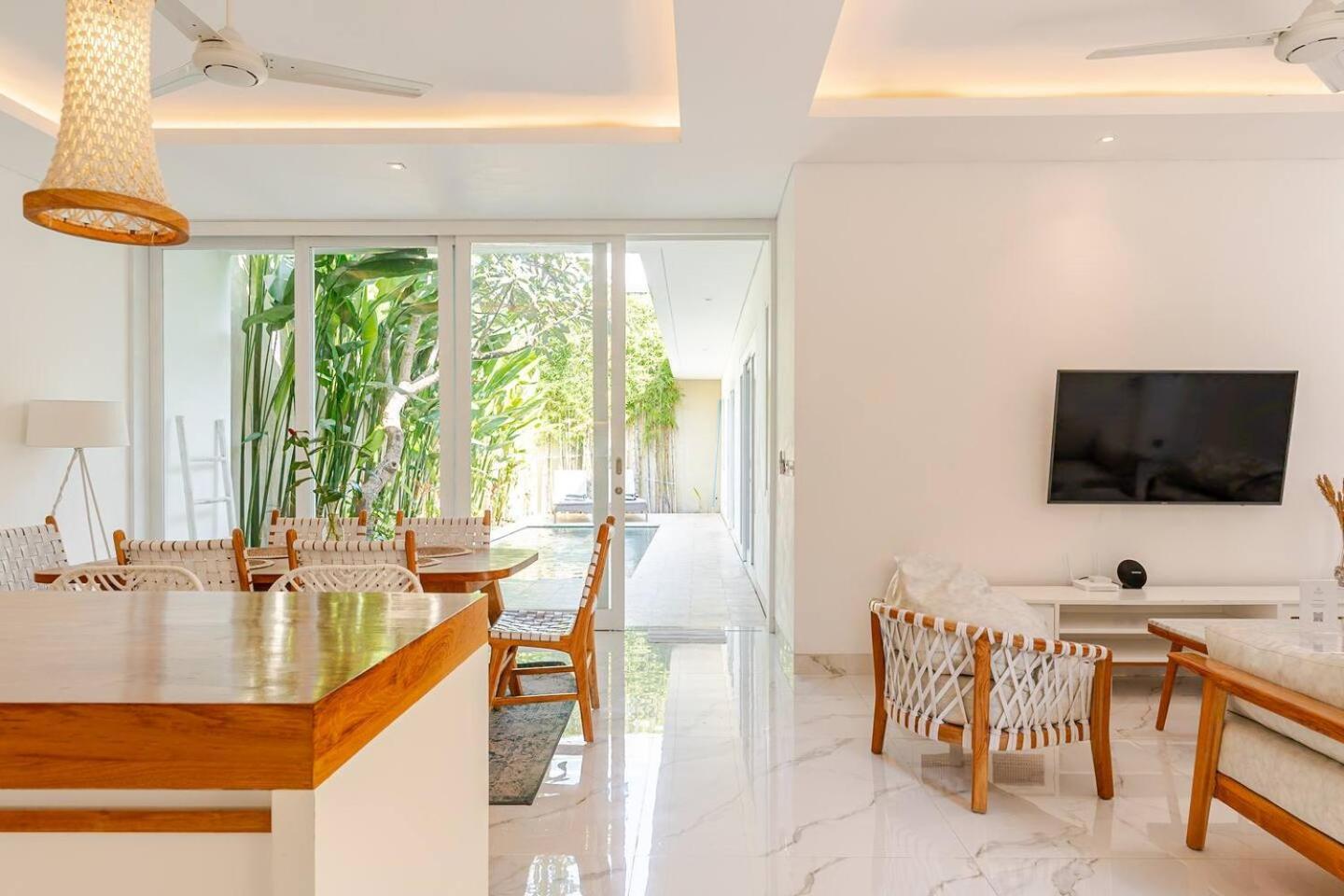 Villa Vana, Sitara Villa Group Семіньяк Екстер'єр фото